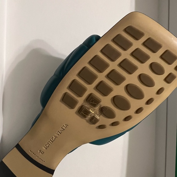 New - Picture 2 of 2